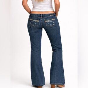 Tyte Low-Rise Bootcut Jeans Size 5